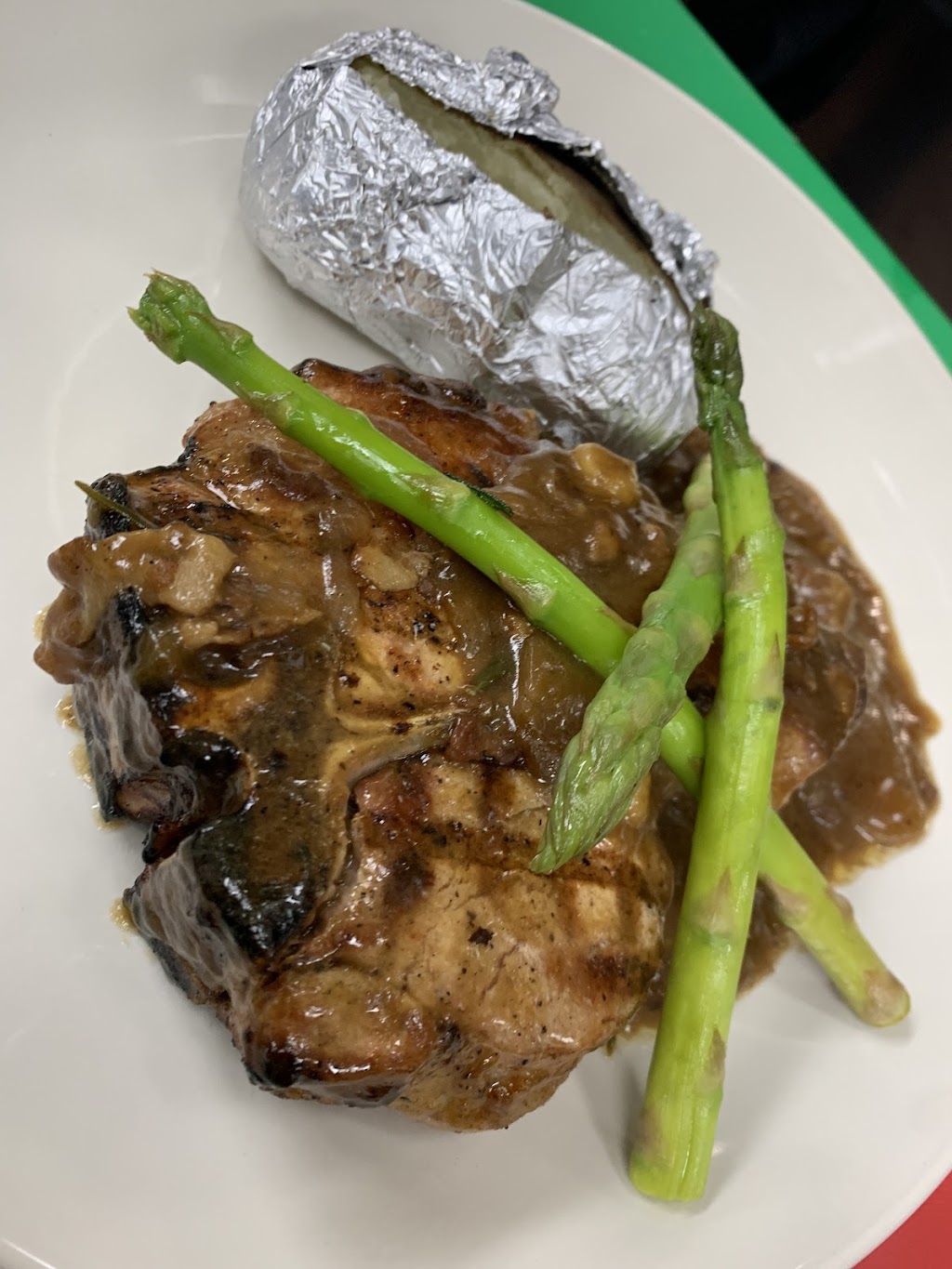 Westside Bar & Grill | meal takeaway | 95 Elm St, West Springfield, MA 01089, USA | 4138587030 OR +1 413-858-7030