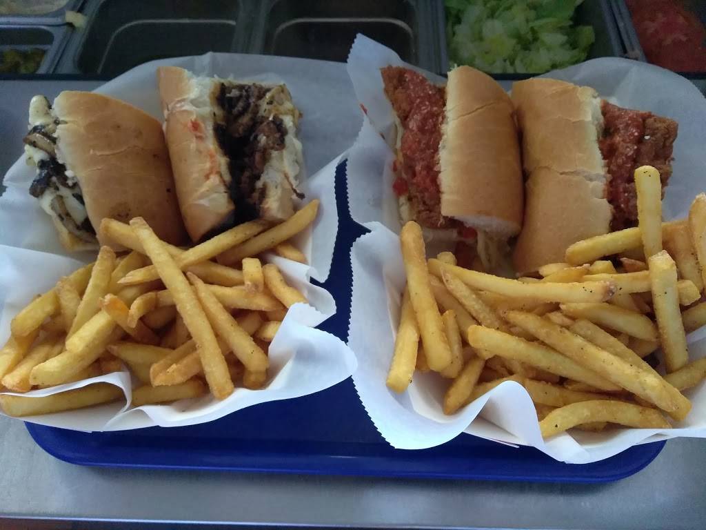 Marinos Family Grille | restaurant | 5017 Gall Blvd, Zephyrhills, FL 33542, USA | 8137791787 OR +1 813-779-1787