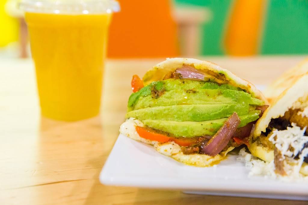 Arepas Bee | restaurant | 13412 Jefferson Davis Highway, (Inside Beehive Playground), Woodbridge, VA 22191, USA | 7039107108 OR +1 703-910-7108
