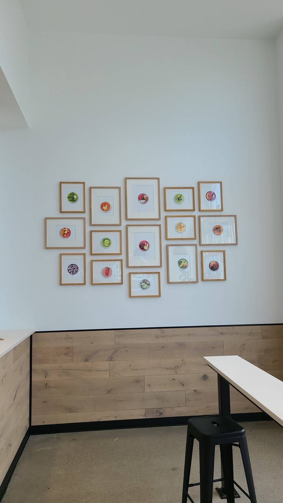 Beyond Juicery + Eatery | restaurant | 2911 W Grand Blvd, Detroit, MI 48202, USA | 3136382022 OR +1 313-638-2022