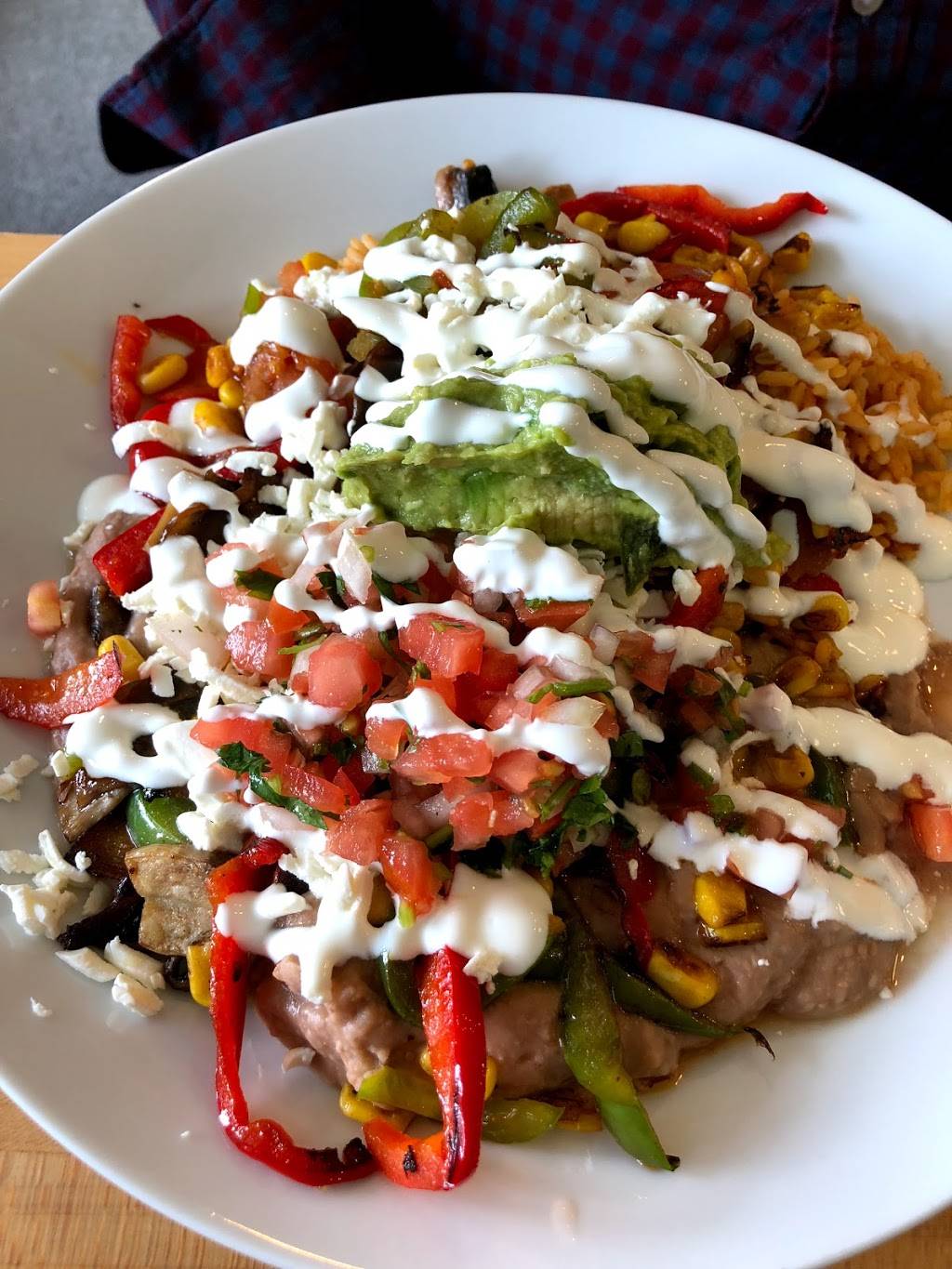 Real Mexican Kitchen | restaurant | 391 Wilmington Pike, Glen Mills, PA 19342, USA | 6103619700 OR +1 610-361-9700