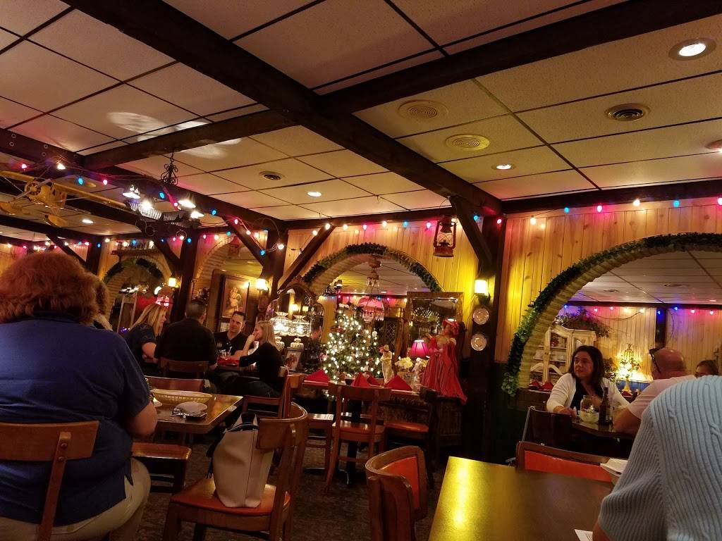 Bullshead Restaurant | restaurant | 1314 IL-251, Lostant, IL 61334, USA | 8153689382 OR +1 815-368-9382