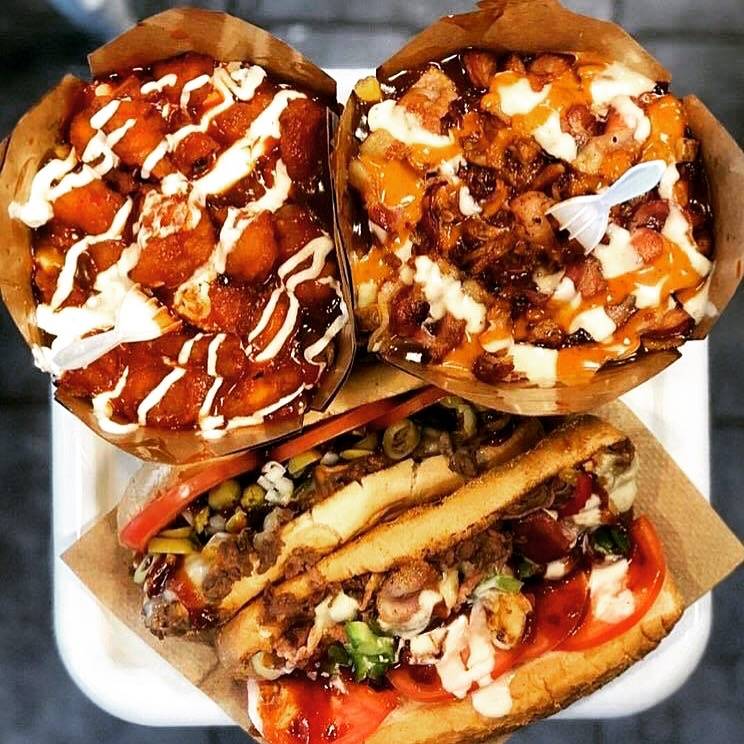 Philthy Phillys | restaurant | 960 Southdown Rd, Mississauga, ON L5J 2Y4, Canada | 9058229129 OR +1 905-822-9129