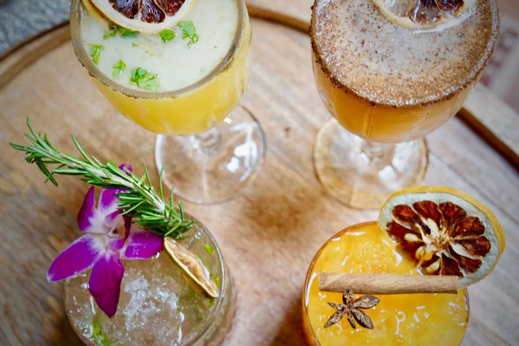 Curryosity | restaurant | 3023 Juniper St, San Diego, CA 92104, USA | 6192550660 OR +1 619-255-0660