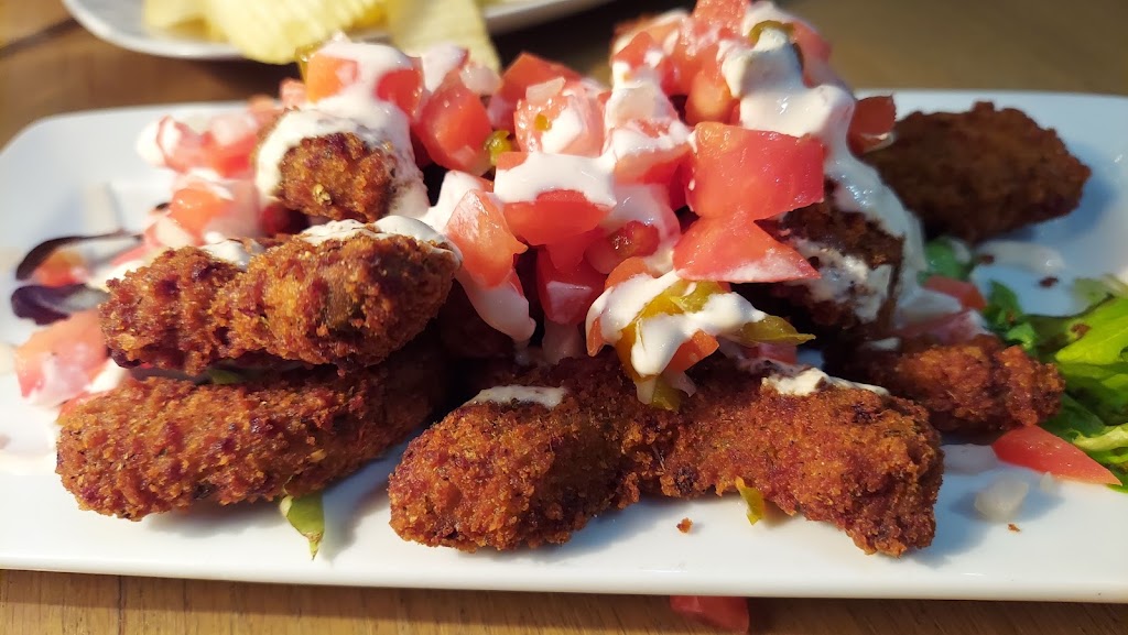 McAloons Restaurant | restaurant | 596 Corn Neck Rd, New Shoreham, RI 02807, USA | 4014662928 OR +1 401-466-2928