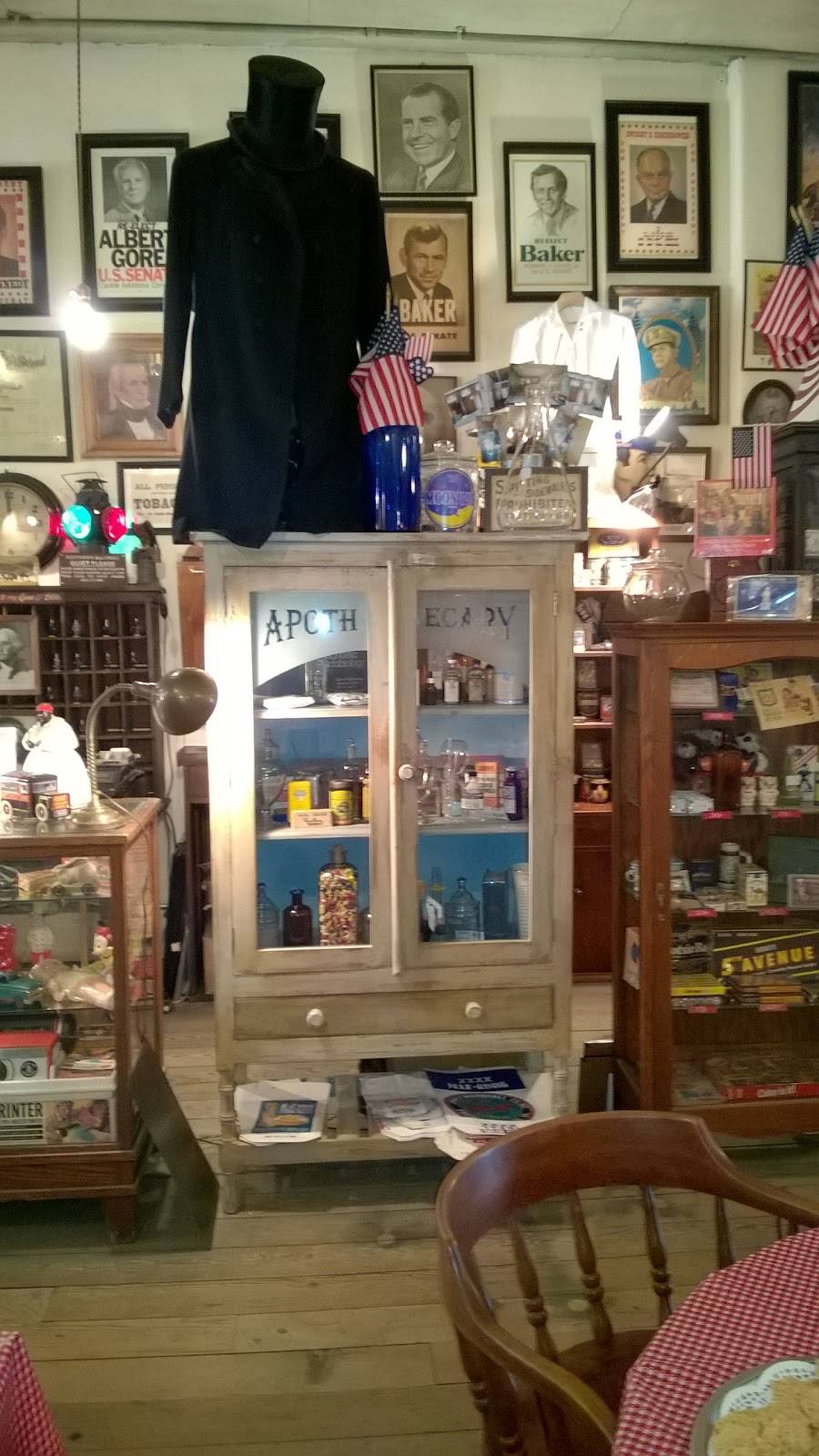 The Meeting Place Country Store | restaurant | 138 B West Main Street, UPPER LEVEL OF THE SKYMART, Morristown, TN 37814, USA | 8652072538 OR +1 865-207-2538