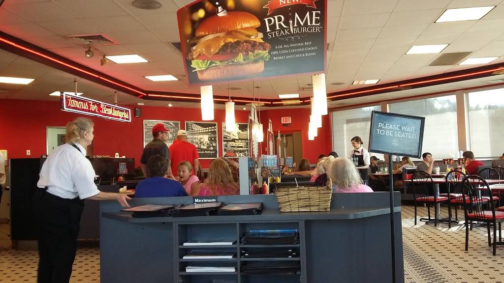 Steak n Shake | restaurant | 5901 National Rd E, Richmond, IN 47374, USA | 7659669082 OR +1 765-966-9082