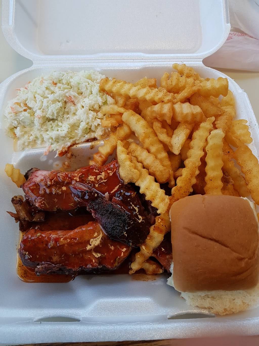 Herbs BBQ & Seafood | restaurant | 600 S Fraser St, Georgetown, SC 29440, USA | 8435272400 OR +1 843-527-2400