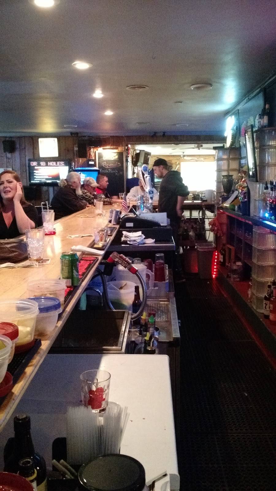 Arrow Sports Club | restaurant | 6202 Schofield Ave, Weston, WI 54476, USA | 7153592363 OR +1 715-359-2363