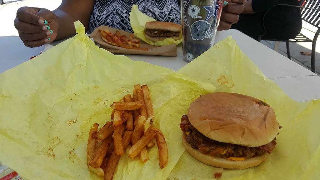 Snack Shack Original | restaurant | 5630 S Central Ave, Los Angeles, CA 90011, USA | 3232333509 OR +1 323-233-3509