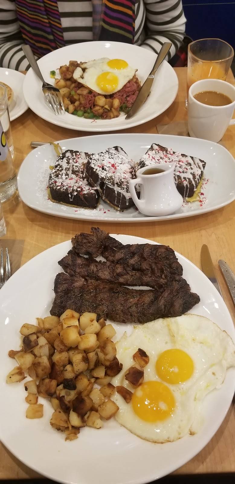 Yolk - South Loop | restaurant | 1120 S Michigan Ave, Chicago, IL 60605, USA | 3127899655 OR +1 312-789-9655