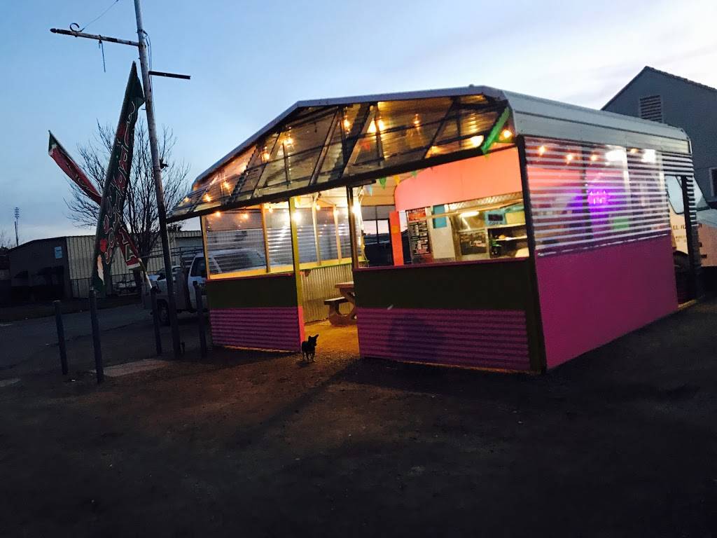 El Azteca Taco Truck | restaurant | 22043 CA-33, Crows Landing, CA 95313, USA | 2092521612 OR +1 209-252-1612