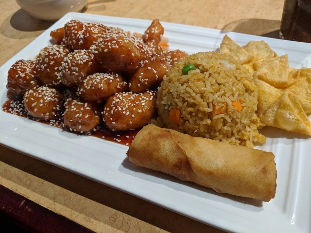 New Garden Asian Cuisine | restaurant | 300 Broadway St #21, Seaside, OR 97138, USA | 5037389639 OR +1 503-738-9639