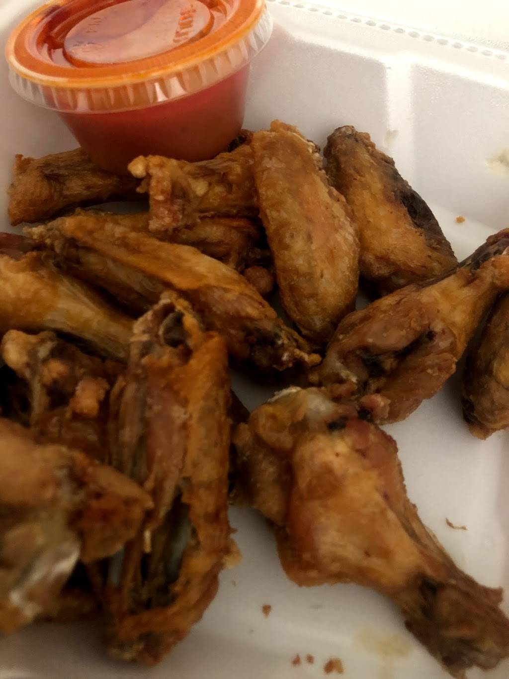 Chriss Pizza | meal delivery | 3701 Haverford Ave, Philadelphia, PA 19104, USA | 2153862344 OR +1 215-386-2344