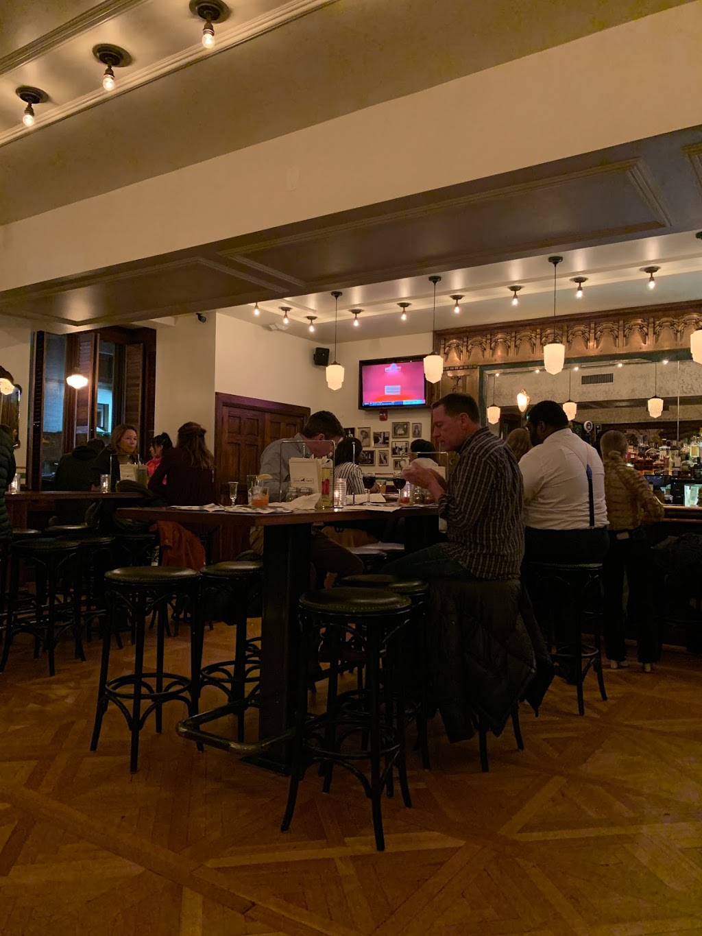Echo Park DC | restaurant | 2014 9th St NW, Washington, DC 20001, USA | 2025067243 OR +1 202-506-7243