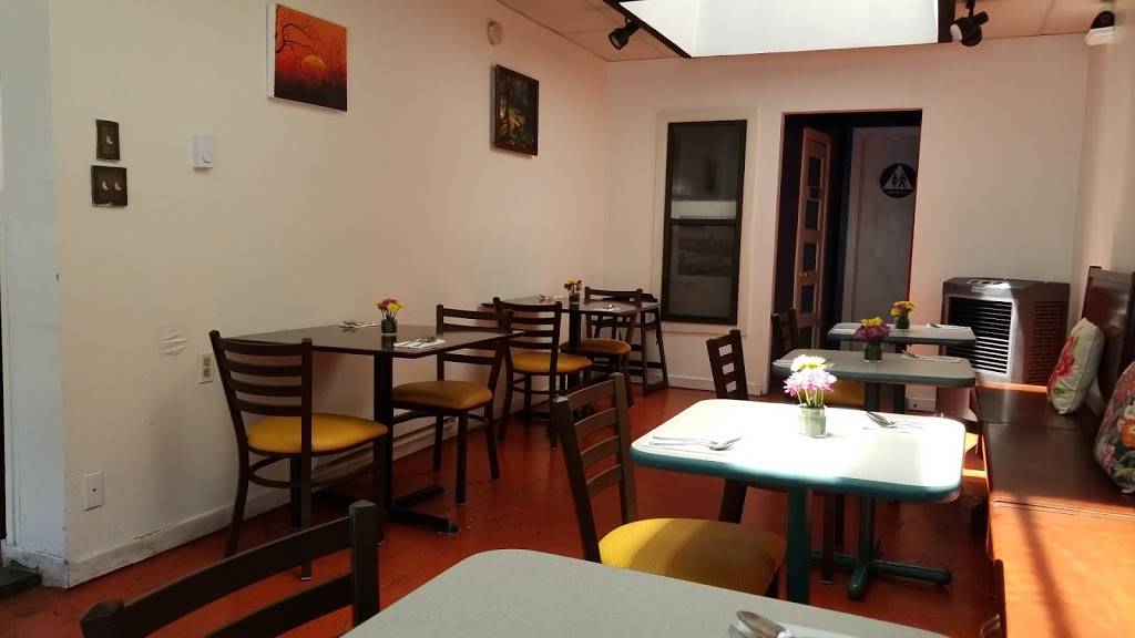 Thai Kitchen | restaurant | 141 Main St, Minturn, CO 81645, USA | 9704457499 OR +1 970-445-7499