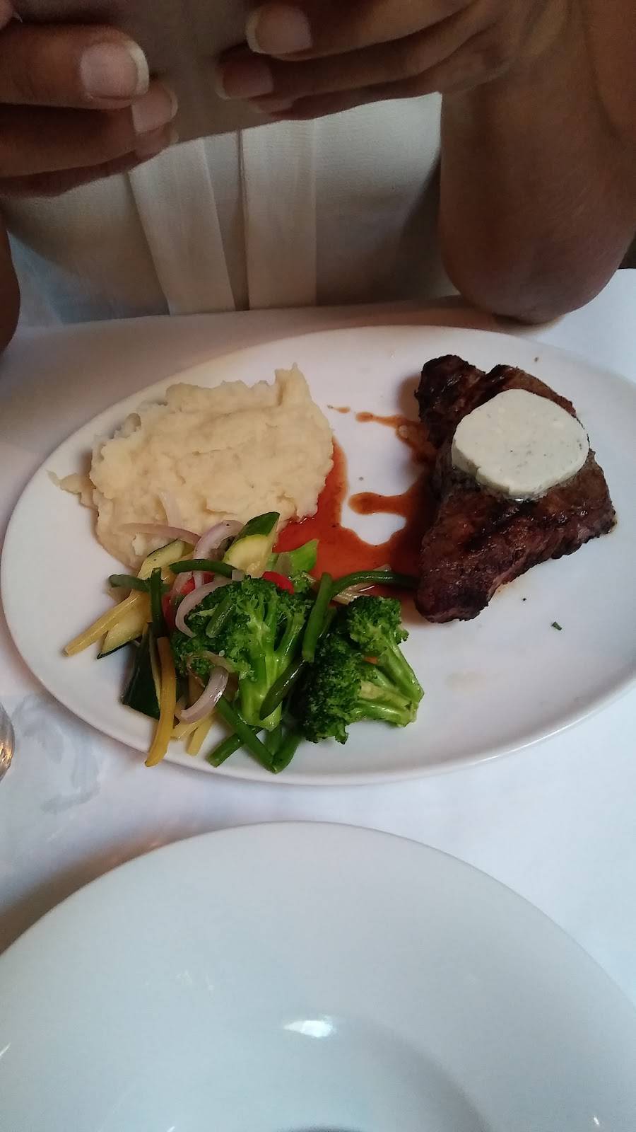 Chianti Cucina | restaurant | 7416 Redwood Blvd, Novato, CA 94945, USA | 4158780314 OR +1 415-878-0314