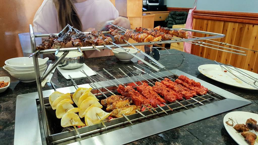 Meng Gao Yang BBQ | restaurant | 1834 Lincoln Hwy, Edison, NJ 08817, USA | 7323398899 OR +1 732-339-8899