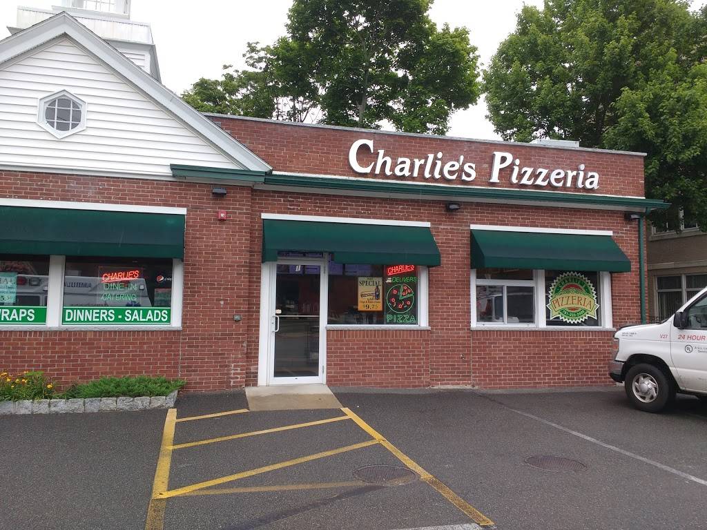 Charlies Pizzeria | meal delivery | 1 Main St, Saugus, MA 01906, USA | 7812332400 OR +1 781-233-2400