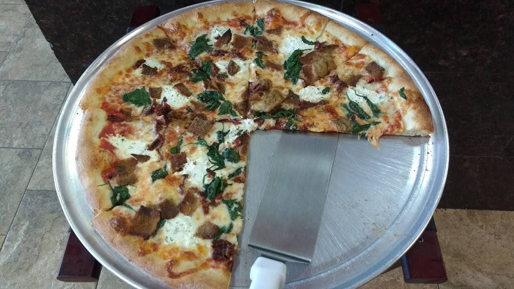 Mezzaluna Pizzeria at Halifax Plantation | meal delivery | 3758 Roscommon Dr, Ormond Beach, FL 32174, USA | 3862751553 OR +1 386-275-1553