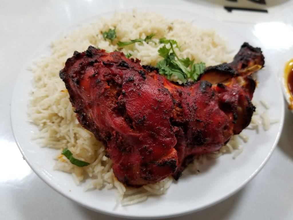 Naan On Devon | restaurant | 2241 W Devon Ave, Chicago, IL 60659, USA | 7732627676 OR +1 773-262-7676