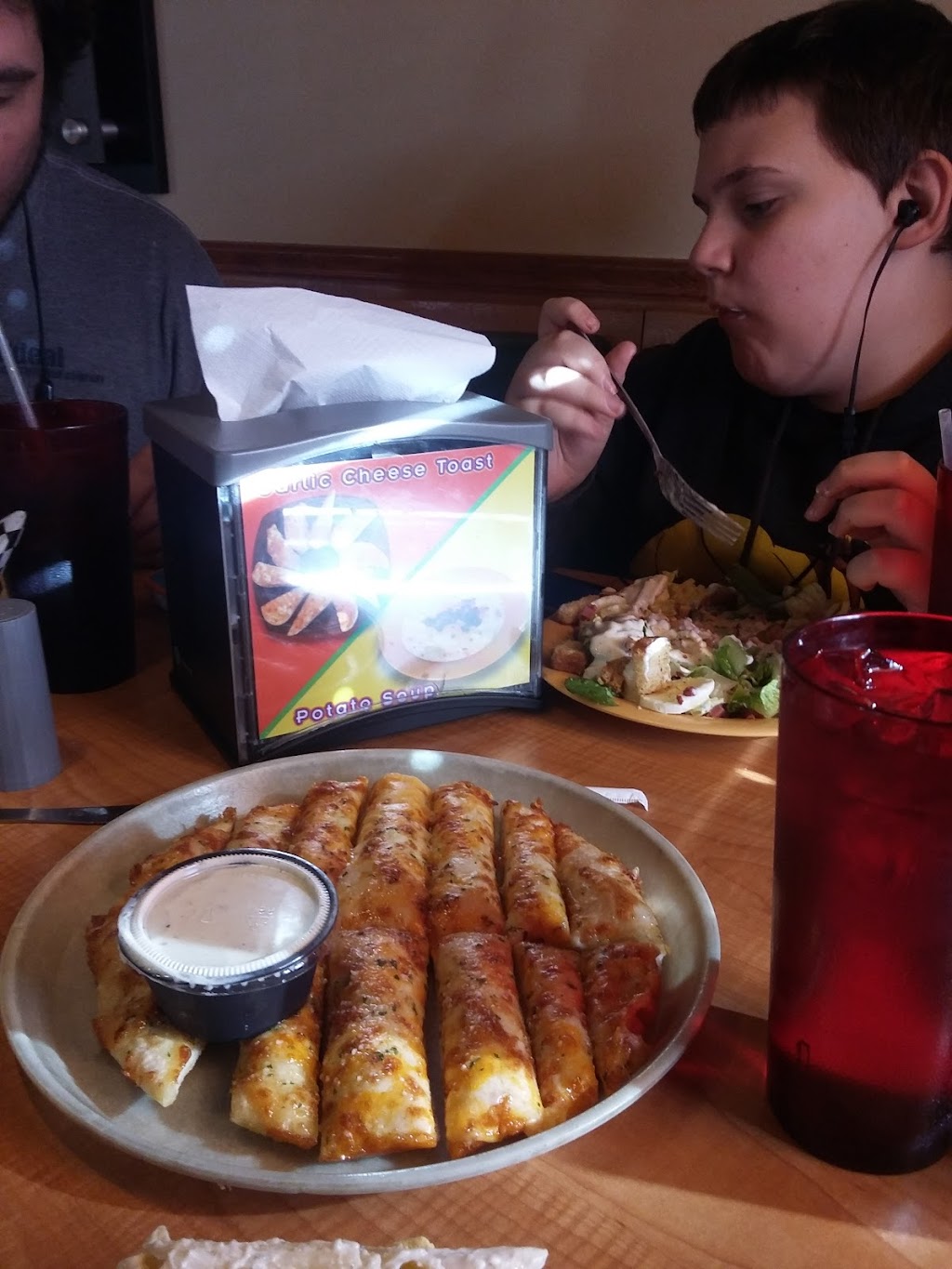 Mazzios Italian Eatery | meal delivery | 803 California Ave SW, Camden, AR 71701, USA | 8708367316 OR +1 870-836-7316