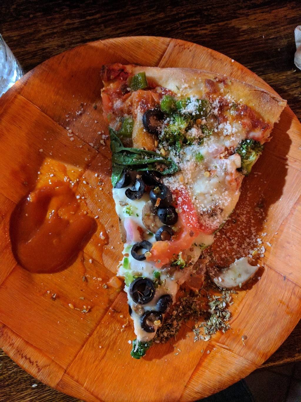 Mad River Pizza | restaurant | Au Sable Forks, NY 12912, USA | 5186472222 OR +1 518-647-2222