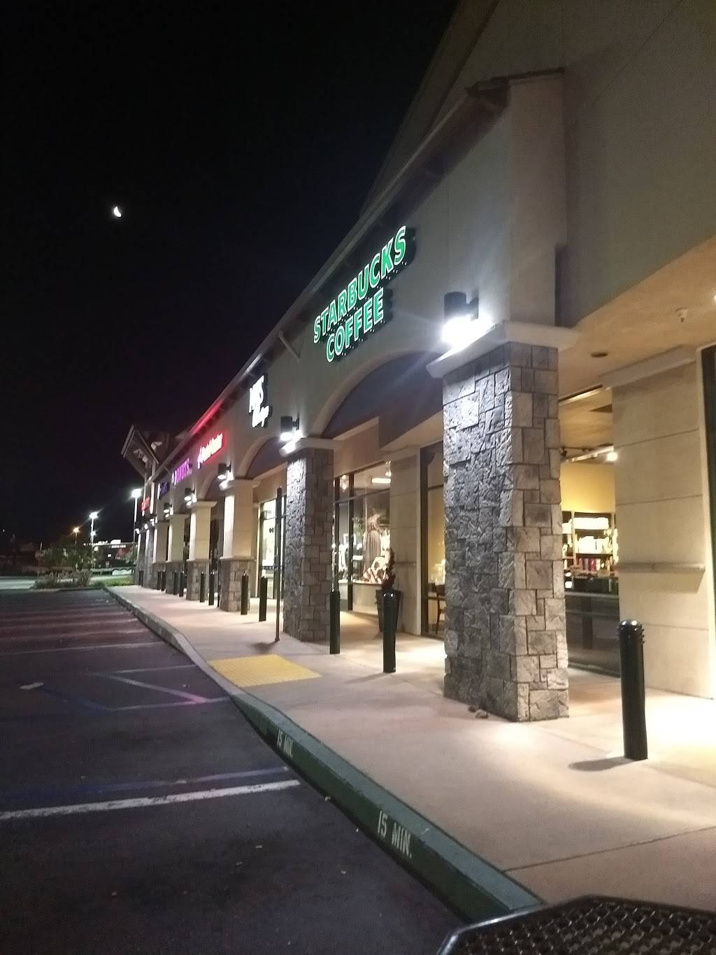 Starbucks | cafe | 28562 Oso Pkwy #F, Rancho Santa Margarita, CA 92688, USA | 9496359215 OR +1 949-635-9215