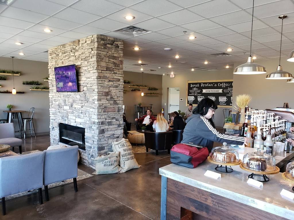 Sweet Jordans | restaurant | 849 Volunteer Dr Suite 1, Paris, TN 38242, USA | 7316420161 OR +1 731-642-0161