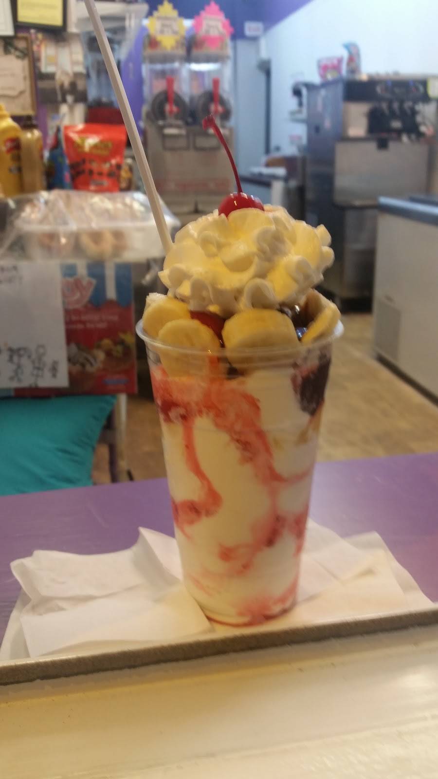 Barones Waterice & Ice cream | restaurant | 532 Burmont Rd, Drexel Hill, PA 19026, USA | 6107421017 OR +1 610-742-1017