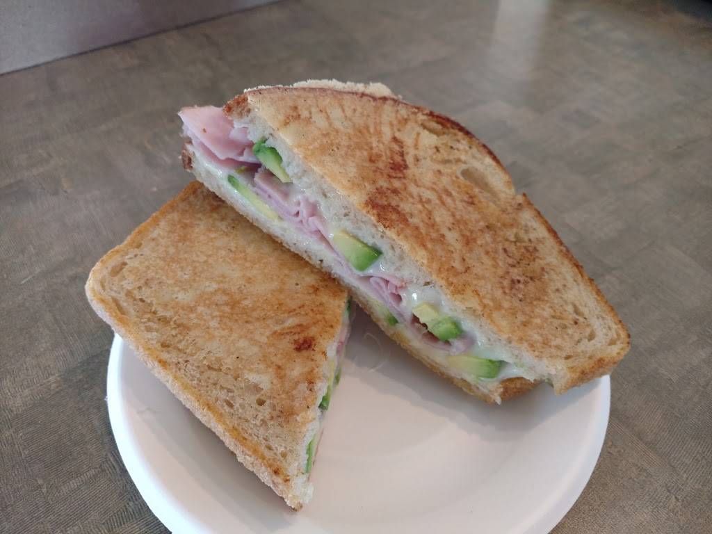 Pas Place | restaurant | 514 Whitfield St, Guilford, CT 06437, USA | 2036895526 OR +1 203-689-5526