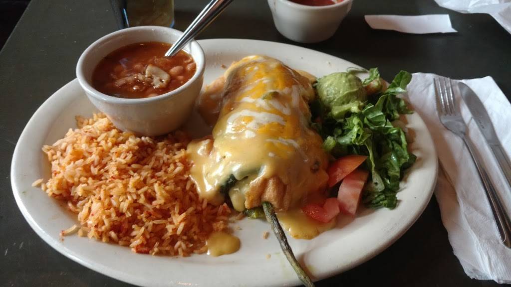 Campuzanos Fine Mexican Food | restaurant | 108 N 8th St, Midlothian, TX 76065, USA | 9727232634 OR +1 972-723-2634