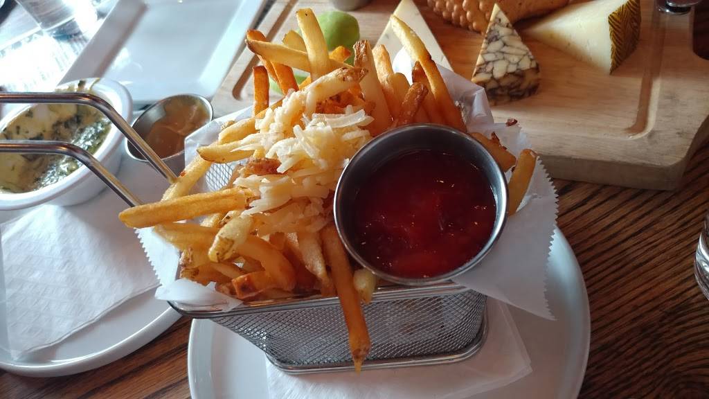 Blue Palms Brewhouse | restaurant | 6124 Hollywood Blvd, Los Angeles, CA 90028, USA | 3234642337 OR +1 323-464-2337