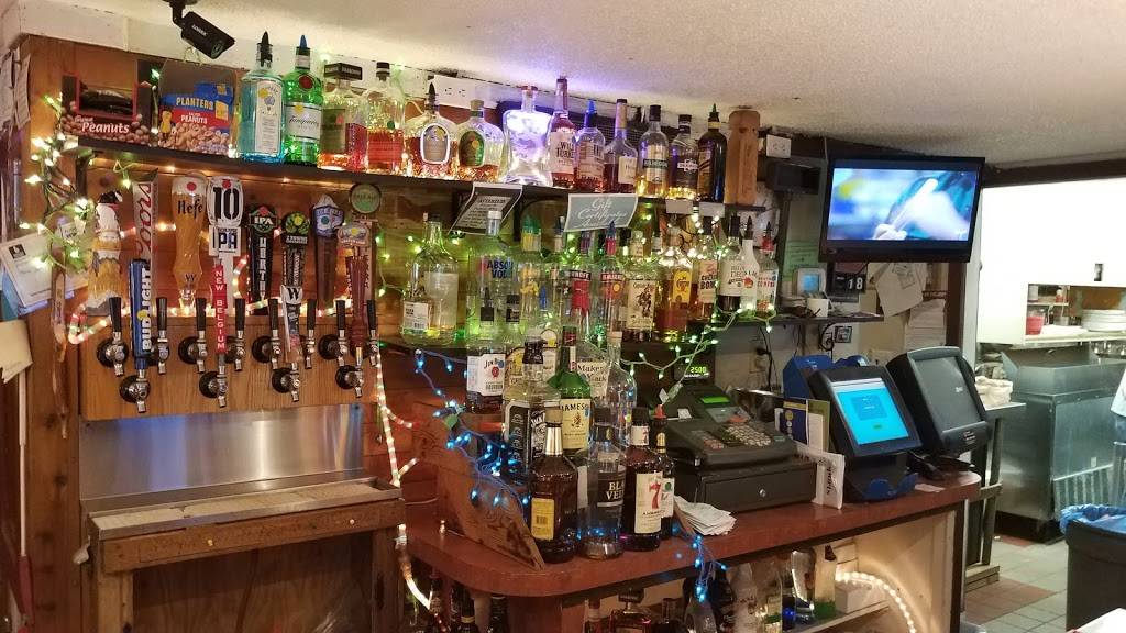 Whistle Stop Bar & Grill | restaurant | 66674 E, US-26, Welches, OR 97067, USA | 5036223440 OR +1 503-622-3440