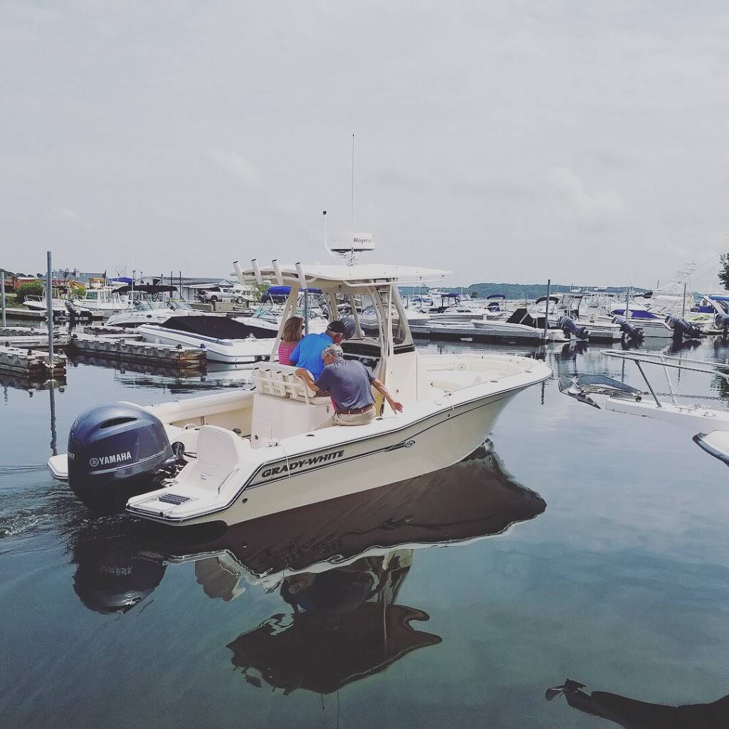 Port of Egypt Marine Inc | restaurant | 62300 NY-25, Southold, NY 11971, USA | 6317652445 OR +1 631-765-2445