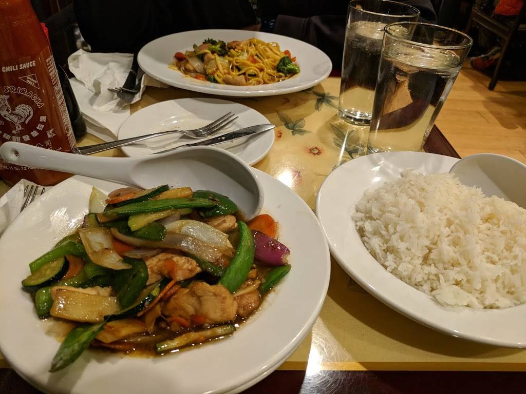 Bangkok Gardens | restaurant | 811 Cherry St, Columbia, MO 65201, USA | 5738743284 OR +1 573-874-3284