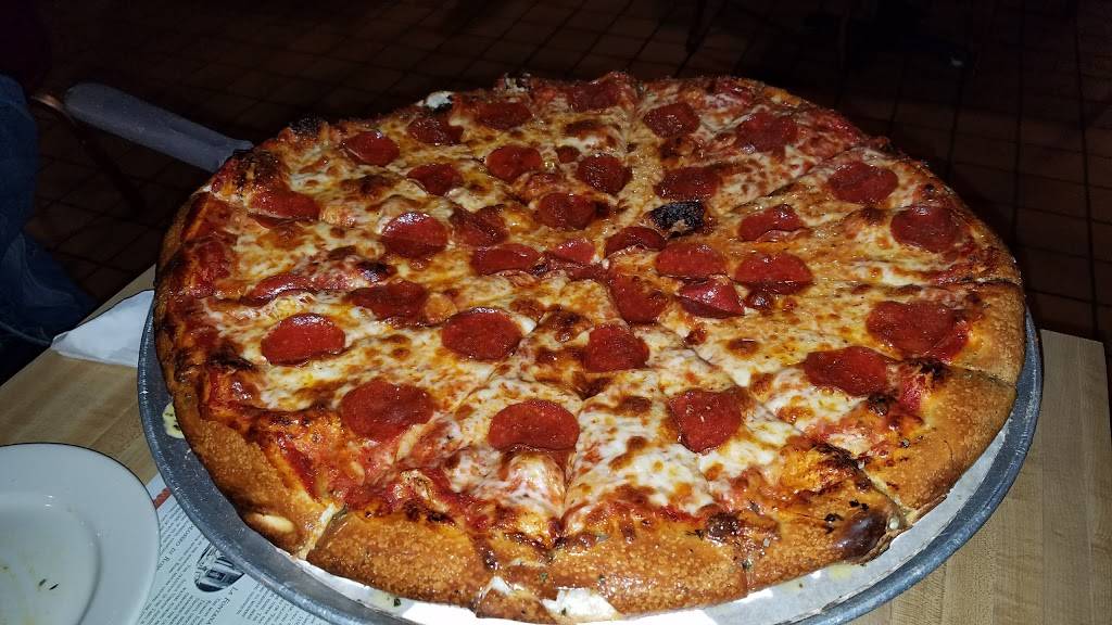 Victorios II Winter Springs | restaurant | 200 FL-434, Winter Springs, FL 32708, USA | 4073277015 OR +1 407-327-7015