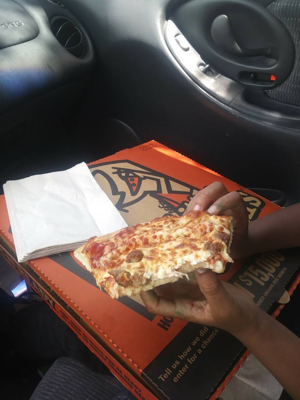 Little Caesars Pizza | meal takeaway | 1601 Washington Ave, Alton, IL 62002, USA | 6184654001 OR +1 618-465-4001