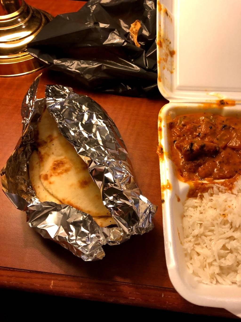 Bombay Garden Indian Cuisine | restaurant | 2401 Bank St, Ottawa, ON K1V 8R9, Canada | 6137313003 OR +1 613-731-3003