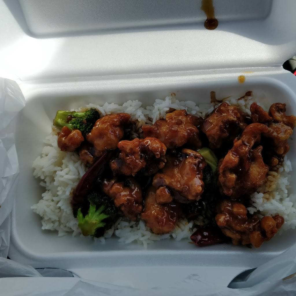 Songs Kitchen | restaurant | 1067 Dundas St W, Mississauga, ON L5C 1C3, Canada | 9058480888 OR +1 905-848-0888