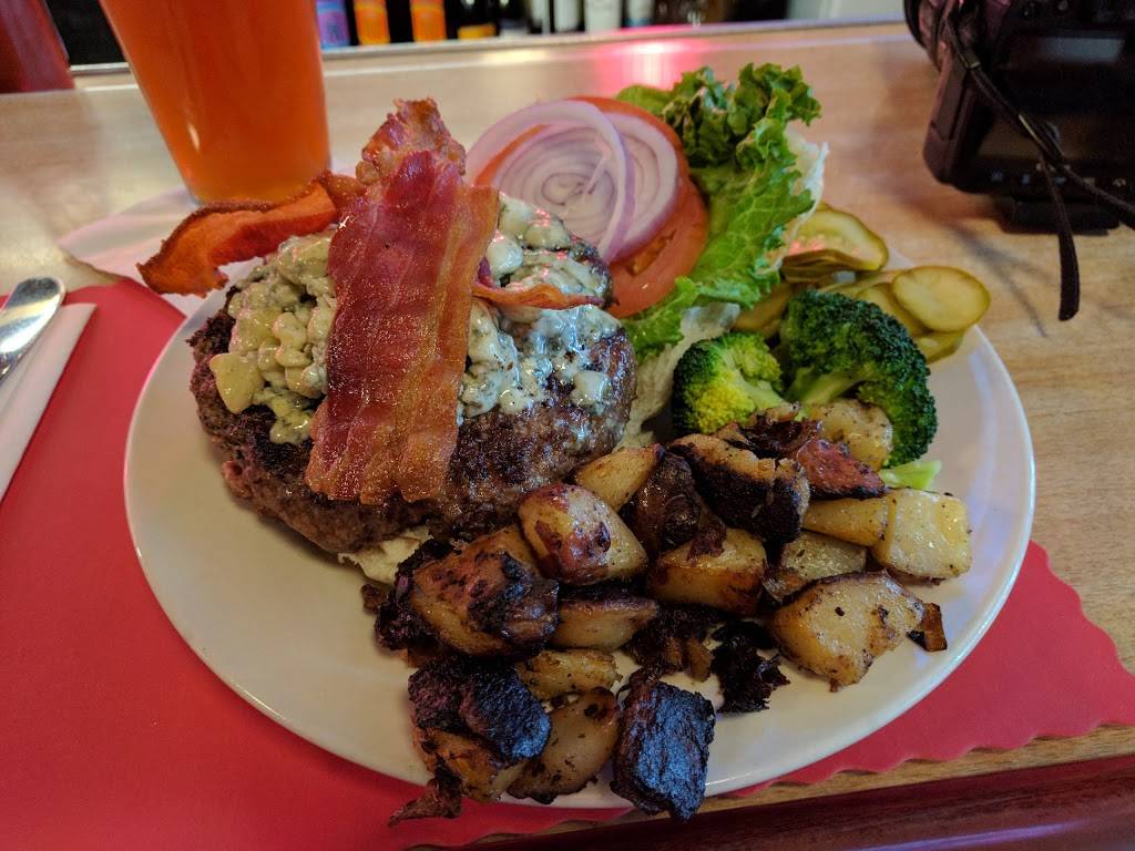 Tessaros American Bar & Hardwood Grill | restaurant | 4601 Liberty Ave, Pittsburgh, PA 15224, USA | 4126826809 OR +1 412-682-6809