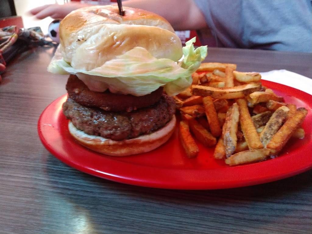 Rowdys | restaurant | 210 S Bridge St, Yorkville, IL 60560, USA | 6305535054 OR +1 630-553-5054