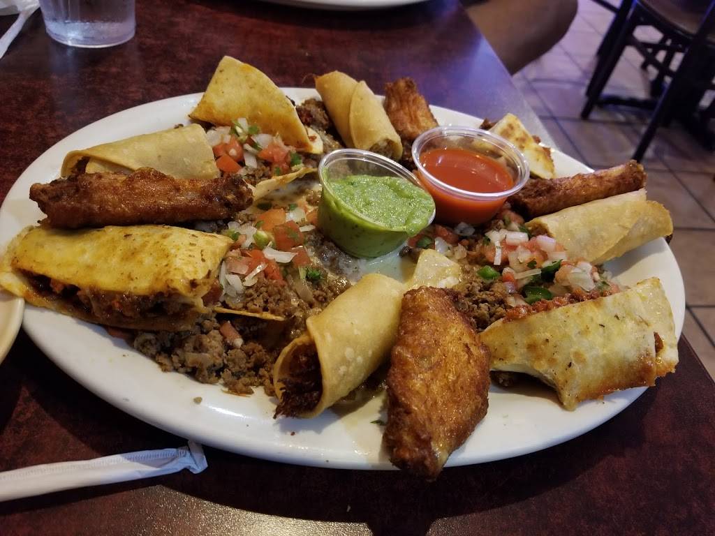 El Mezcal | restaurant | 1492 Union Ave, Memphis, TN 38104, USA | 9012744264 OR +1 901-274-4264