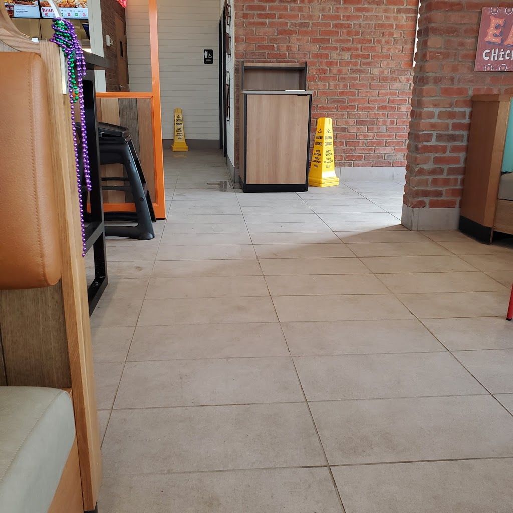 Popeyes Louisiana Kitchen | restaurant | 1502 Glenn Blvd SW, Fort Payne, AL 35968, USA | 2562736054 OR +1 256-273-6054