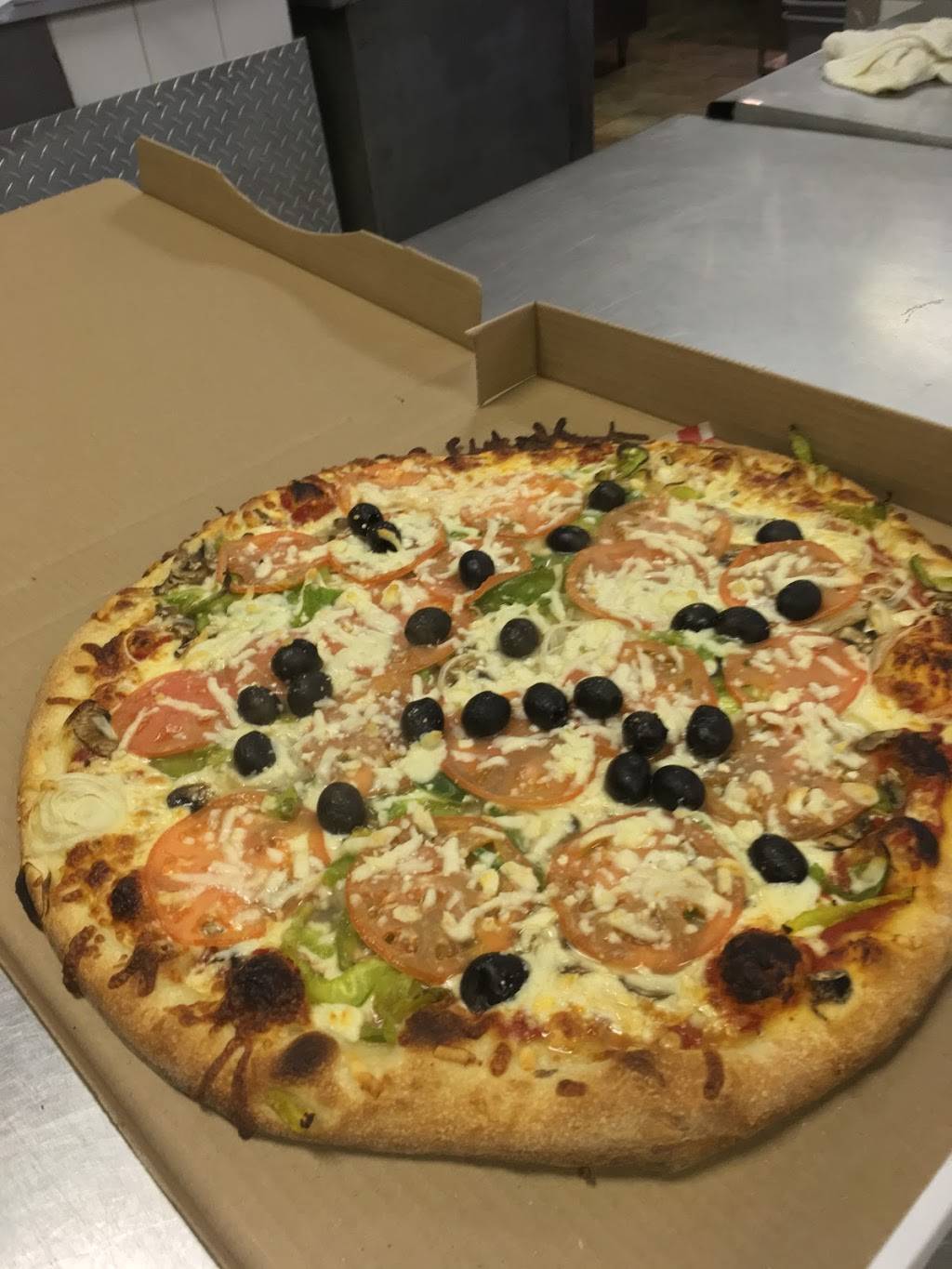 Harbour Palace Pizza | restaurant | 338 Park St, Victoria Harbour, ON L0K 2A0, Canada | 7055344444 OR +1 705-534-4444