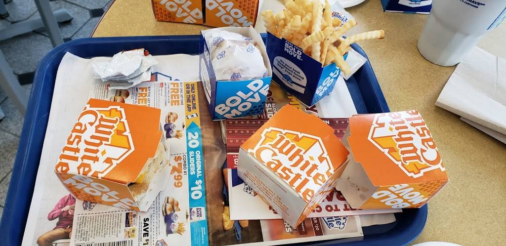 White Castle | restaurant | 2998 Homer Adams Pkwy, Alton, IL 62002, USA | 6184624928 OR +1 618-462-4928