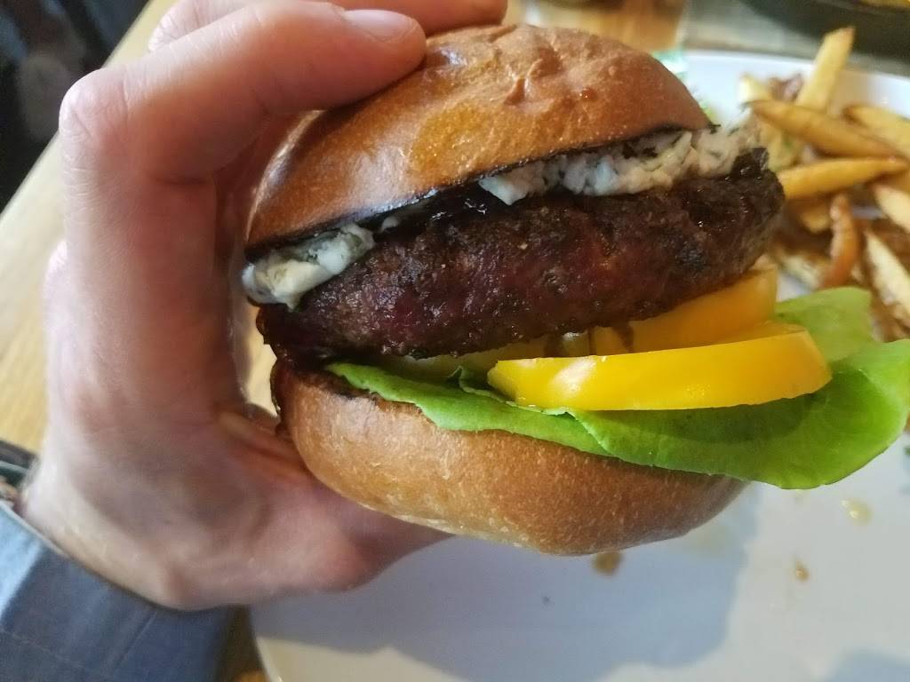 Red Feather Kitchen | restaurant | 45209, 3200 Madison Rd, Cincinnati, OH 45209, USA | 5134073631 OR +1 513-407-3631