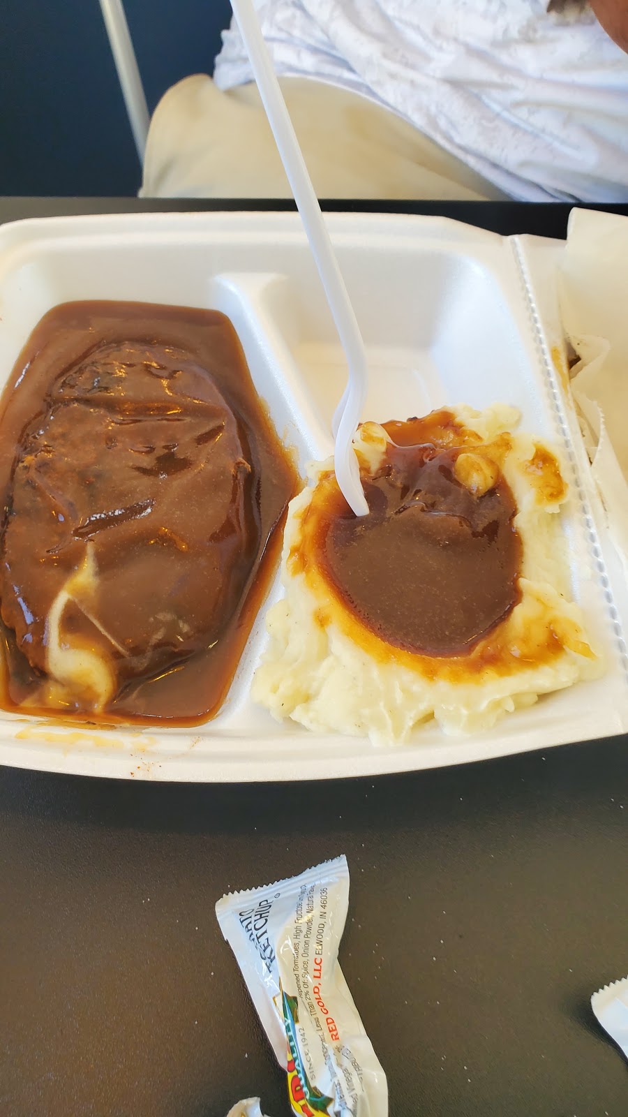 Kents Drive In | restaurant | 329 E Hill St, Thomson, GA 30824, USA | 7065952663 OR +1 706-595-2663