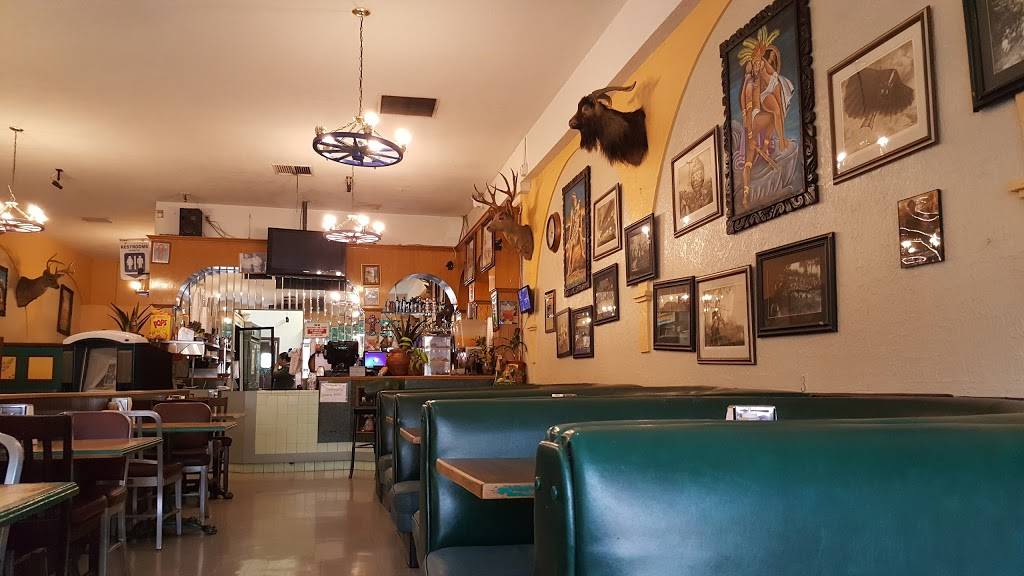 Birrieria Chalio | restaurant | 3580 E 1st St, Los Angeles, CA 90063, USA | 3232685349 OR +1 323-268-5349