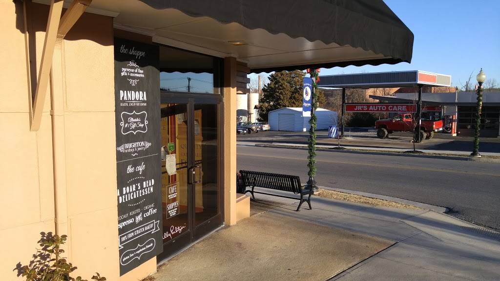 Main Street Cafe & Coffee | bakery | 600 Main St, Altavista, VA 24517, USA | 4343692233 OR +1 434-369-2233